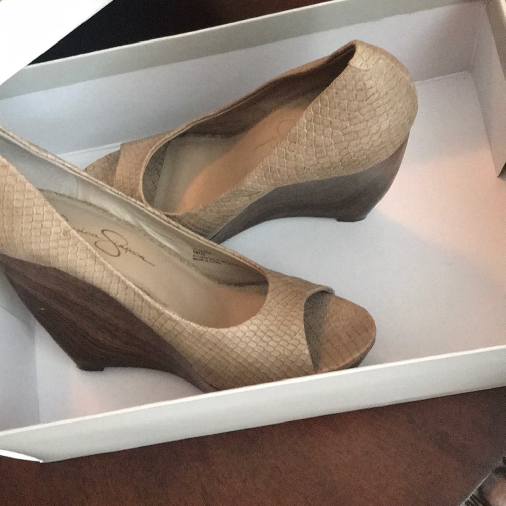 Jessica Simpson Taupe wedge heel